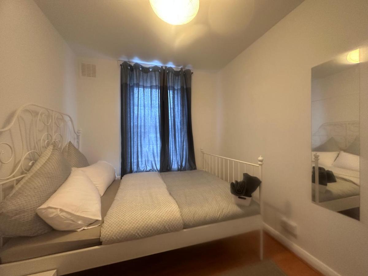 Holybush Bethnal Green Лондон Экстерьер фото