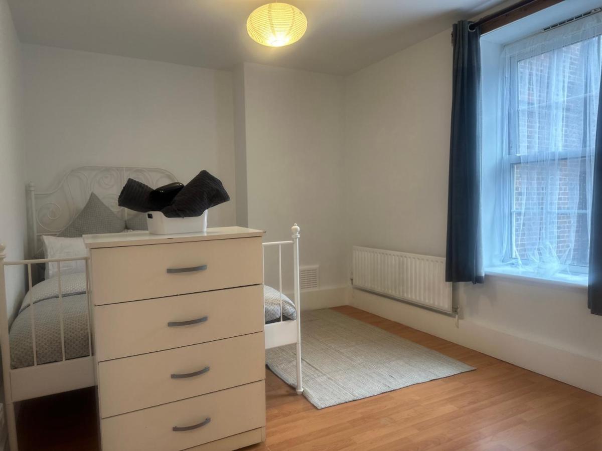 Holybush Bethnal Green Лондон Экстерьер фото