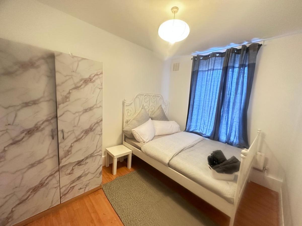 Holybush Bethnal Green Лондон Экстерьер фото